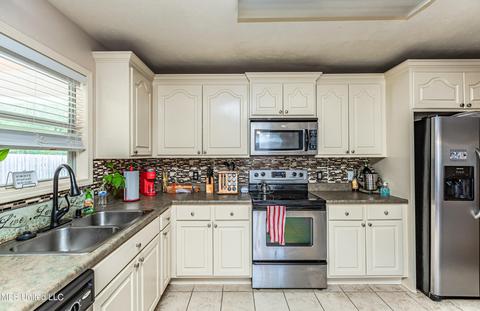 164 Blackstone Cir, Brandon, MS 39047 photo 9