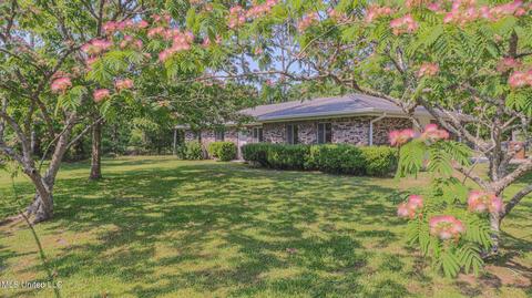 7126 Smith Rd, Long Beach, MS 39560 photo 2