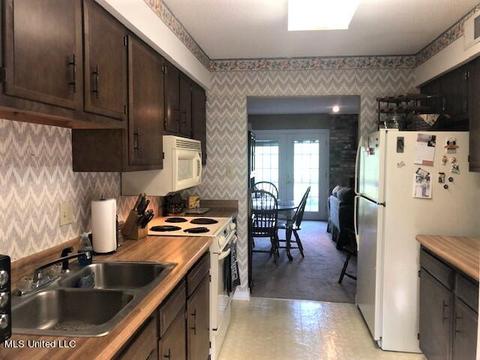 228 Highpoint Dr, Diamondhead, MS 39525 photo 8