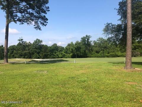 228 Highpoint Dr, Diamondhead, MS 39525 photo 4