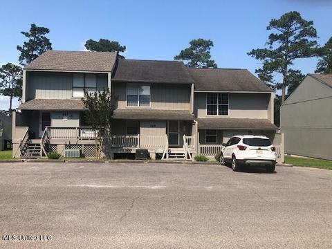 228 Highpoint Dr, Diamondhead, MS 39525 photo 3