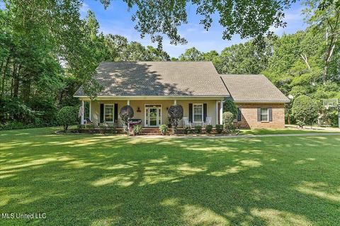4507 Pine Lake Dr, Terry, MS 39170 photo 1