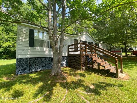 110 Burton Dr, Florence, MS 39073 photo 1