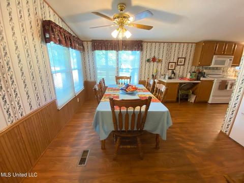 110 Burton Dr, Florence, MS 39073 photo 17