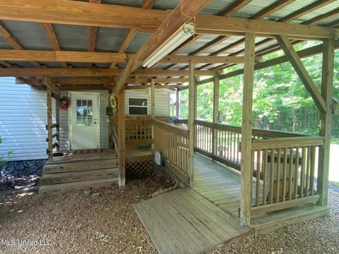 110 Burton Dr, Florence, MS 39073 photo 7