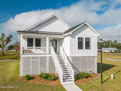 4755 Sebring Cir, Gulfport, MS 39501