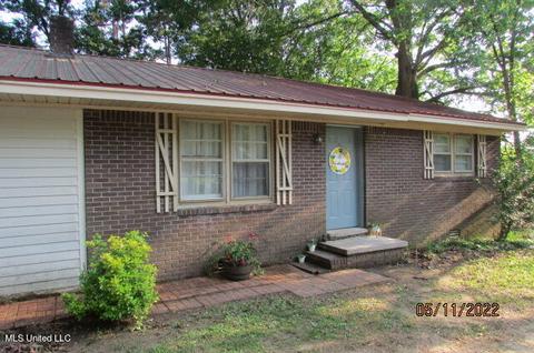98 Magnolia St, Hickory Flat, MS 38633 photo 1