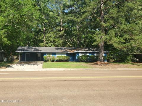 5128 Ridgewood Rd, Jackson, MS 39211 photo 1