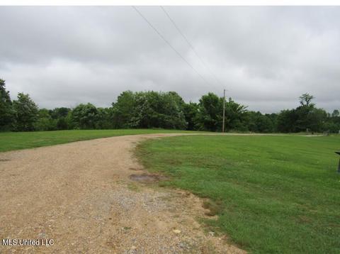 369 S Ricks Rd, Coldwater, MS 38618 photo 16