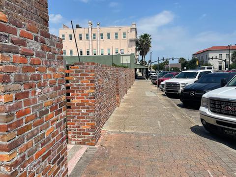 1300 26th Ave, Gulfport, MS 39501