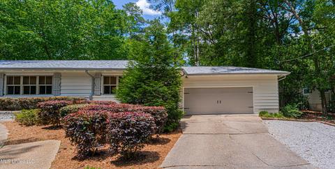 1426 Robert Dr, Jackson, MS 39211 photo 5