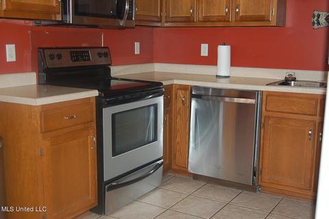 3690 Shelby Cv, Hernando, MS 38632 photo 3