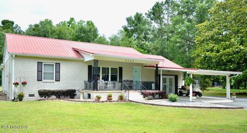 5909 Pinecrest Dr, Moss Point, MS 39562 photo 1