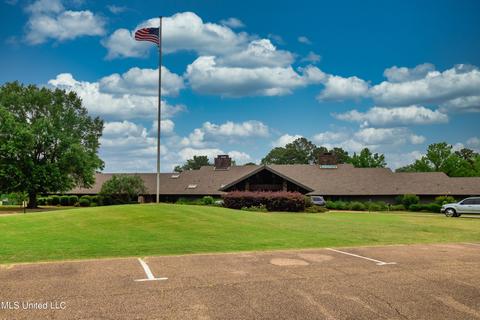 562 S Deerfield Dr, Canton, MS 39046 photo 24