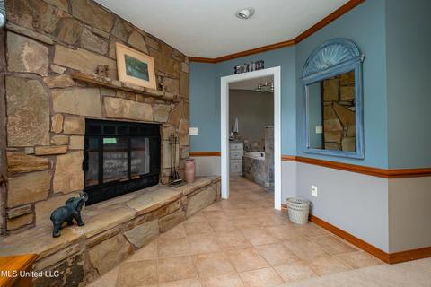 562 S Deerfield Dr, Canton, MS 39046 photo 13