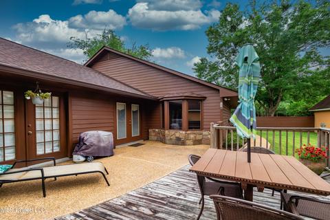 562 S Deerfield Dr, Canton, MS 39046 photo 21