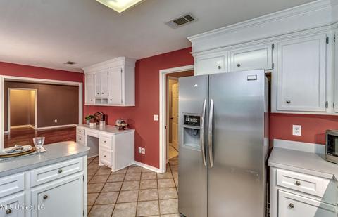 305 Colonial Dr, Madison, MS 39110 photo 22