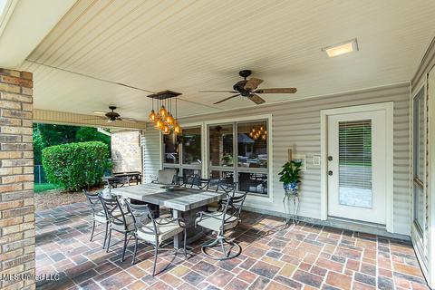 128 Beechtree Ln, Florence, MS 39073 photo 6