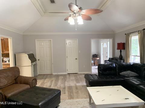 611 Tenby Ct, Brandon, MS 39047 photo 3