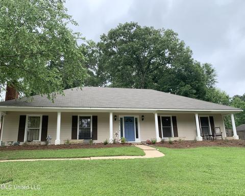 611 Tenby Ct, Brandon, MS 39047 photo 1