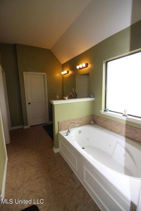 9264 N Mitchells Corner Rd, Olive Branch, MS 38654 photo 27