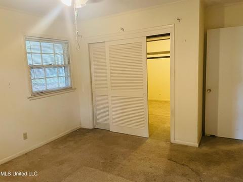 3684 Cumberland Dr, Moss Point, MS 39563 photo 8