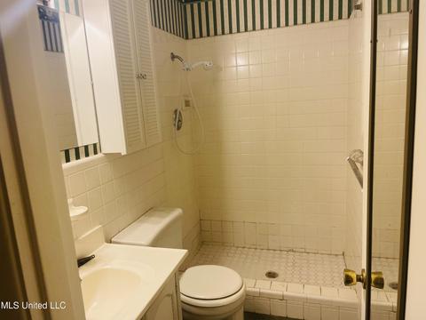 3684 Cumberland Dr, Moss Point, MS 39563 photo 9