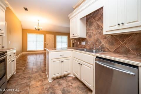 412 Ryan Dr, Brandon, MS 39047 photo 10