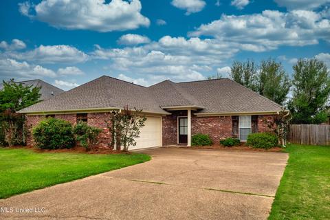 412 Ryan Dr, Brandon, MS 39047 photo 1