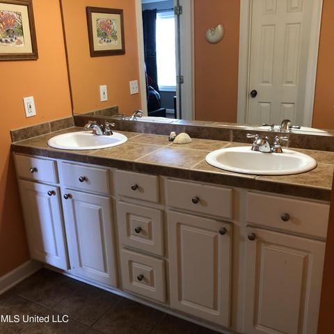 325 Red Cedar Dr, Brandon, MS 39047 photo 13