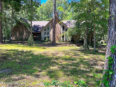 6442 Manship Rd, Brandon, MS 39047 photo 1