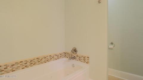 813 Eagle Eyrie Dr, Biloxi, MS 39532 photo 16