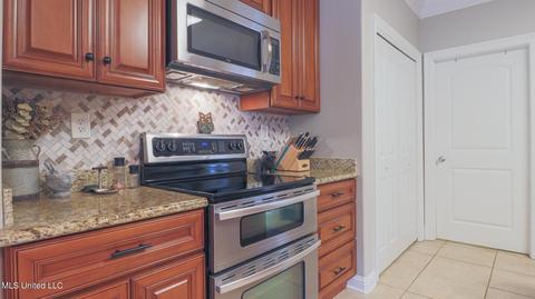 813 Eagle Eyrie Dr, Biloxi, MS 39532 photo 9