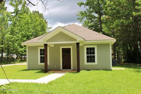 32 Meadow St, Lucedale, MS 39452 photo 2