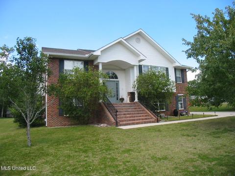 7337 Ahi Dr, Diamondhead, MS 39525 photo 1