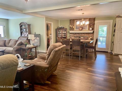 348 Williams Rd, Florence, MS 39073 photo 5