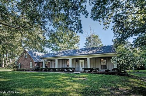 146 Richmond Dr, Brandon, MS 39042 photo 2