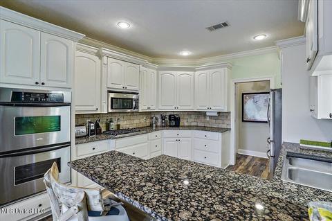 305 Turtle Holw, Brandon, MS 39047 photo 8