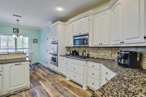 305 Turtle Holw, Brandon, MS 39047 photo 10