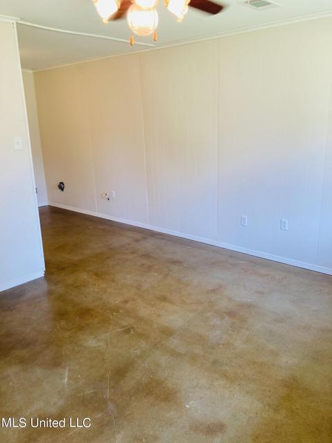100 Lincoln St, Flora, MS 39071 photo 9