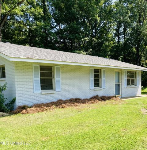 100 Lincoln St, Flora, MS 39071 photo 1