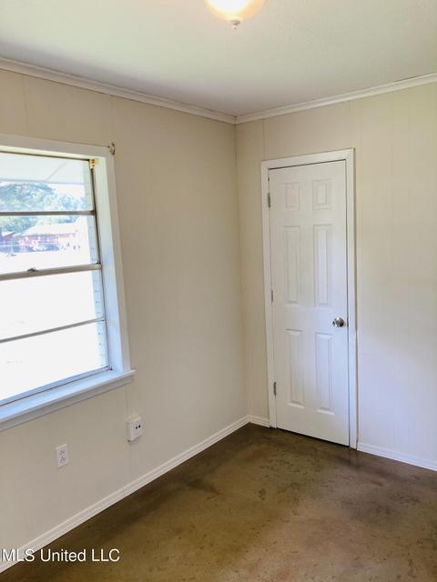 100 Lincoln St, Flora, MS 39071 photo 8