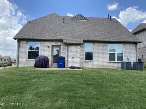8577 S Trinity Park Dr, Olive Branch, MS 38654 photo 17