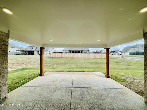 4461 Mitchell Pl, Olive Branch, MS 38654 photo 5