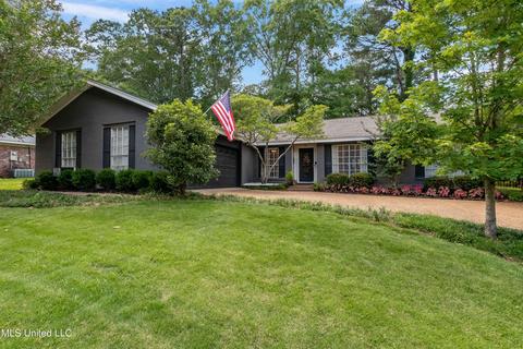 5485 Red Fox Rd, Jackson, MS 39211 photo 1