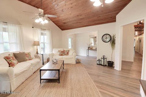 249 Beesley Rd, Lucedale, MS 39452 photo 3