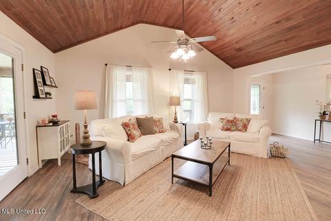 249 Beesley Rd, Lucedale, MS 39452 photo 6