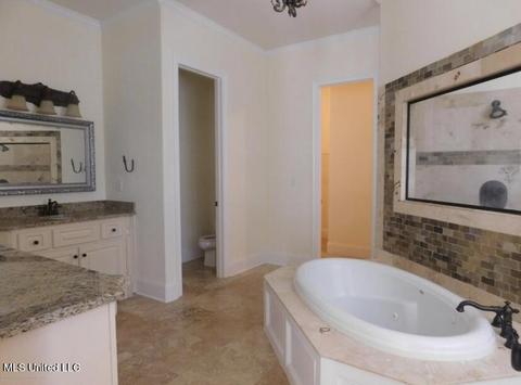 4220 N Robinson Loop, Olive Branch, MS 38654 photo 16