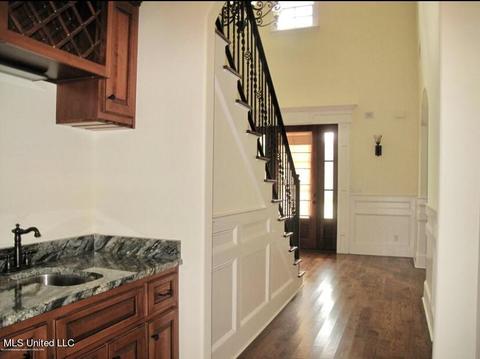 4220 N Robinson Loop, Olive Branch, MS 38654 photo 5