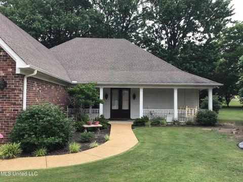 834 Fairway Trl, Hernando, MS 38632 photo 1